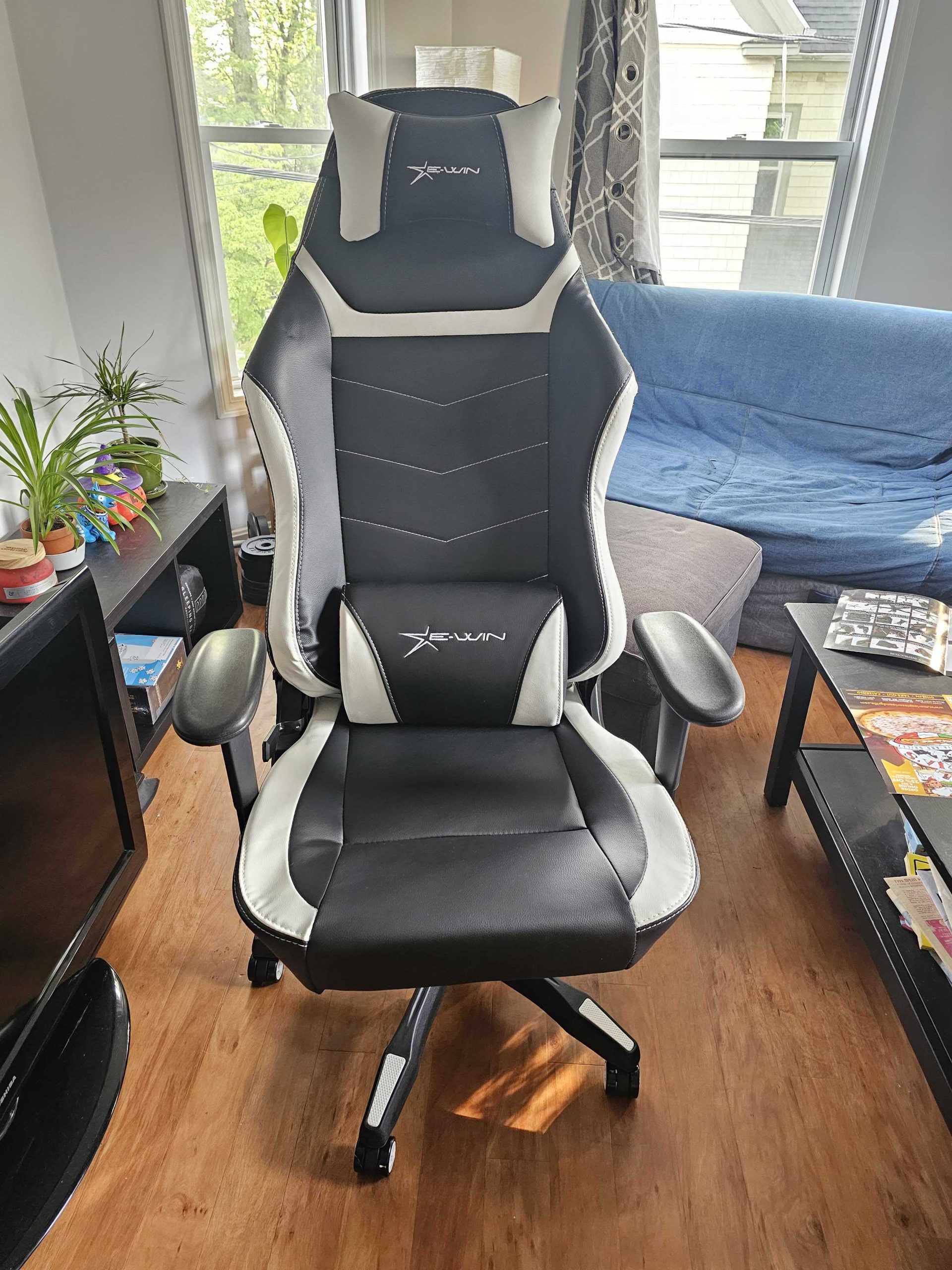 E-WIN Racing Knight Series review